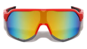 The Allure of Radiance in Chic Sunglasses