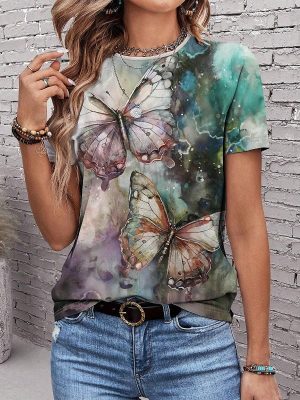 Butterfly and Color Gradient T-shirt for Stylish Summer Outings